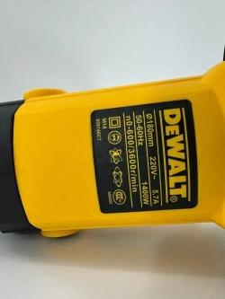 Полировальная машина DeWalt DWE-9227