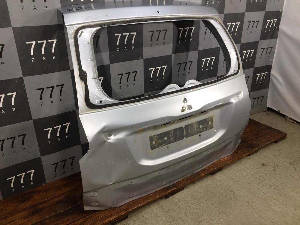 Крышка багажника Mitsubishi Pajero Sport 3 15-нв Б/У Оригинал 5801B685