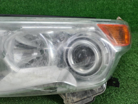 Битая Фара левая Toyota Land Cruiser 200 (12-15) ксенон