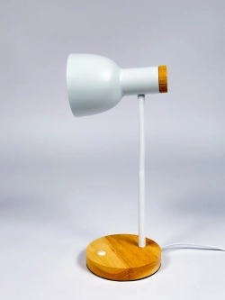 Лампа настольная для школьников