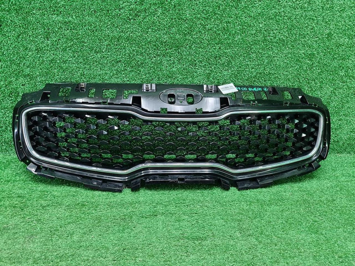 Решетка радиатора KIA Sportage 4 QL (2016-2018)