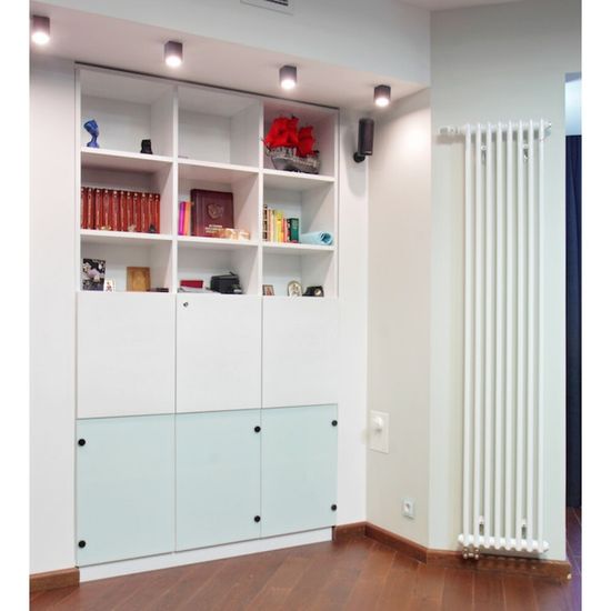 Радиатор Zehnder Charleston Completto 3180 - 4 секции нижнее подключение V001 1/2" RAL 9016