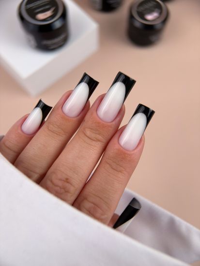 Жидкий бескислотный гель Enigmanic SMART gel 02 15 мл.