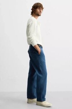 ZARA БРЮКИ REGULAR FIT ИЗ ТКАНИ С ЭФФЕКТОМ ПОТЕРТОСТИ, СИНИЙ