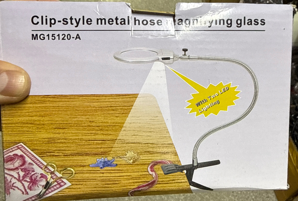 Лупа прищепка средняя