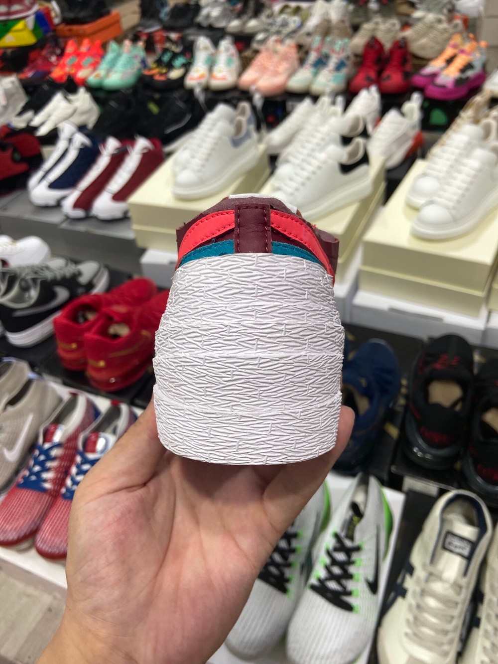 Blazer Low sacai KAWS Red