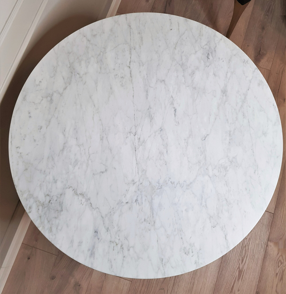 Стол обеденный белый Tulip Marble Brass