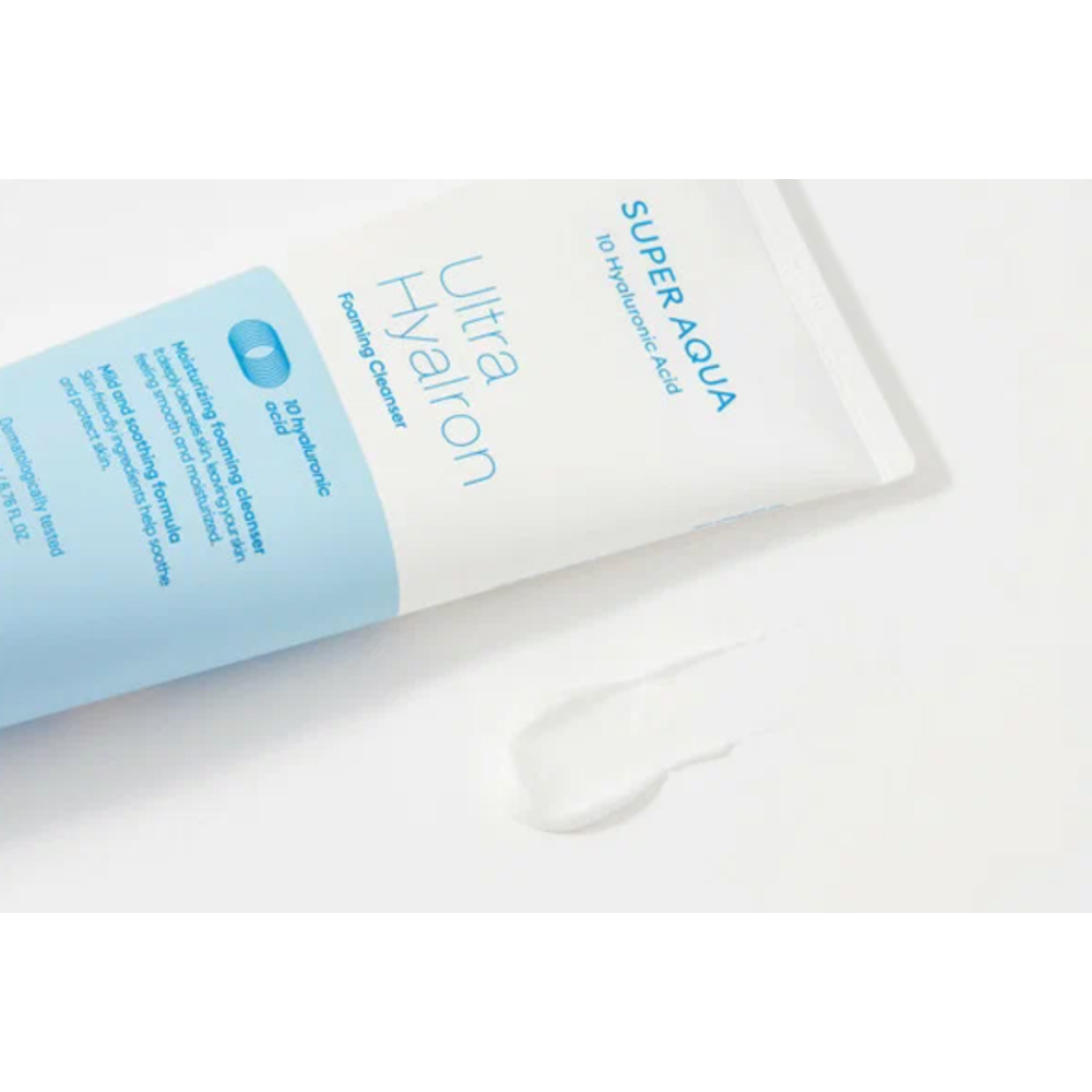 Пенка для умывания с гиалуроном и лотосом Missha Super Aqua Ultra Hyalron Cleansing Foam 100 мл.