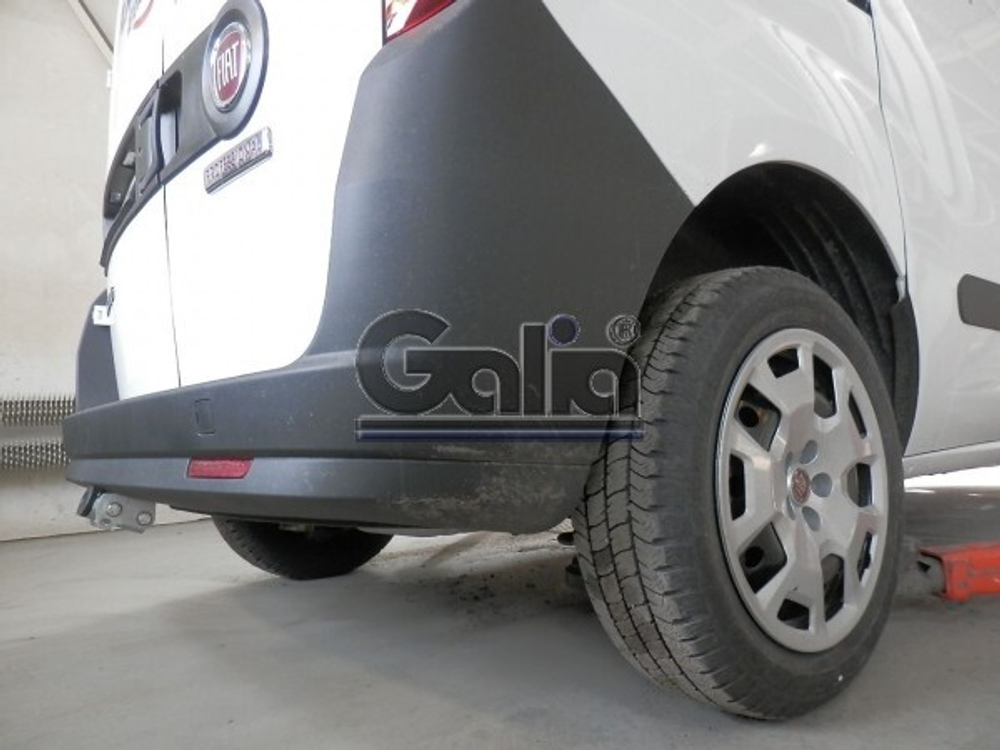 Фаркоп оцинкованный Galia F111A для FIAT Doblo 2010-, Opel Combo 2012-(паспорт и сертификат в комплекте)(без электрики)