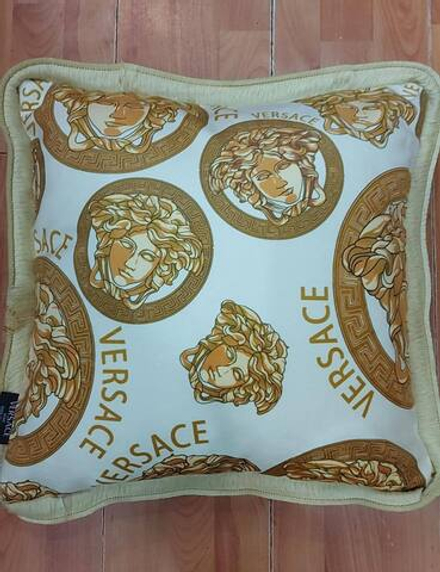 Подушка Versace 50х50 см