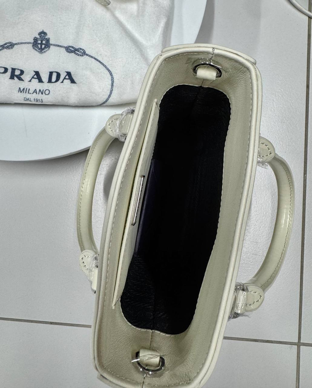 Сумка Prada