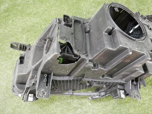 Битая Фара правая BMW X5 F15 (2013-2018) галоген