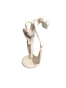 Фарфоровая статуэтка "Танец с лентами" Hertwig & Co