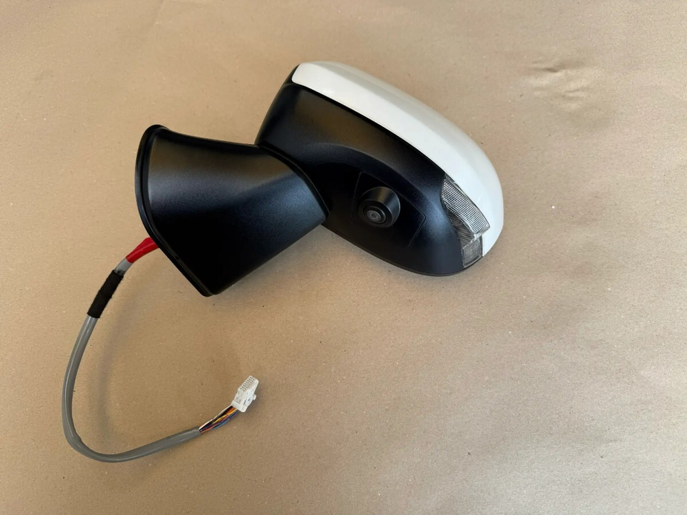 зеркало левое Toyota Tank Roomy M900A M910S