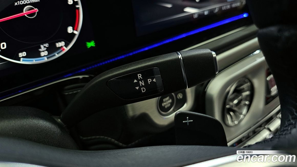 Mercedes-Benz G-Class W463b G400 d (01.2024)