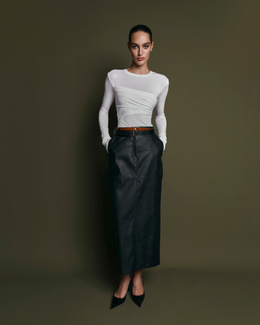 “Silhouette” Лонгслив с драпировкой на груди