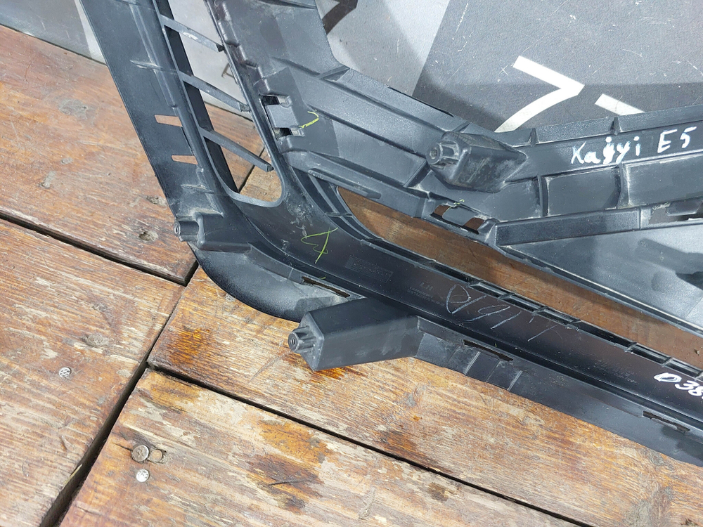 Накладка ПТФ левая Kaiyi E5 21-нв Б/У Оригинал 602001639AA