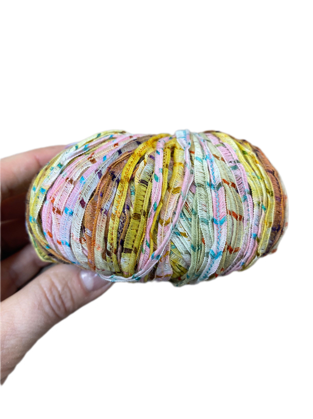 Пряжа LANG LILY (Швейцария) 50%-хлопок 28% - акрил 22% - п/а. 50 г- 120 м