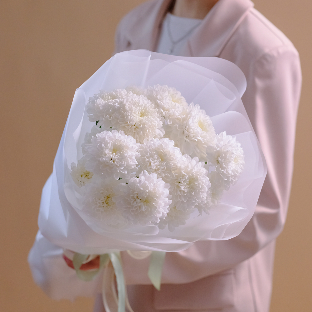 Букет-комплимент из кустовых хризантем Алтай