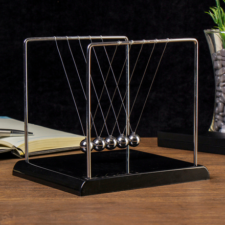 2735131 Маятник "Шары техно"