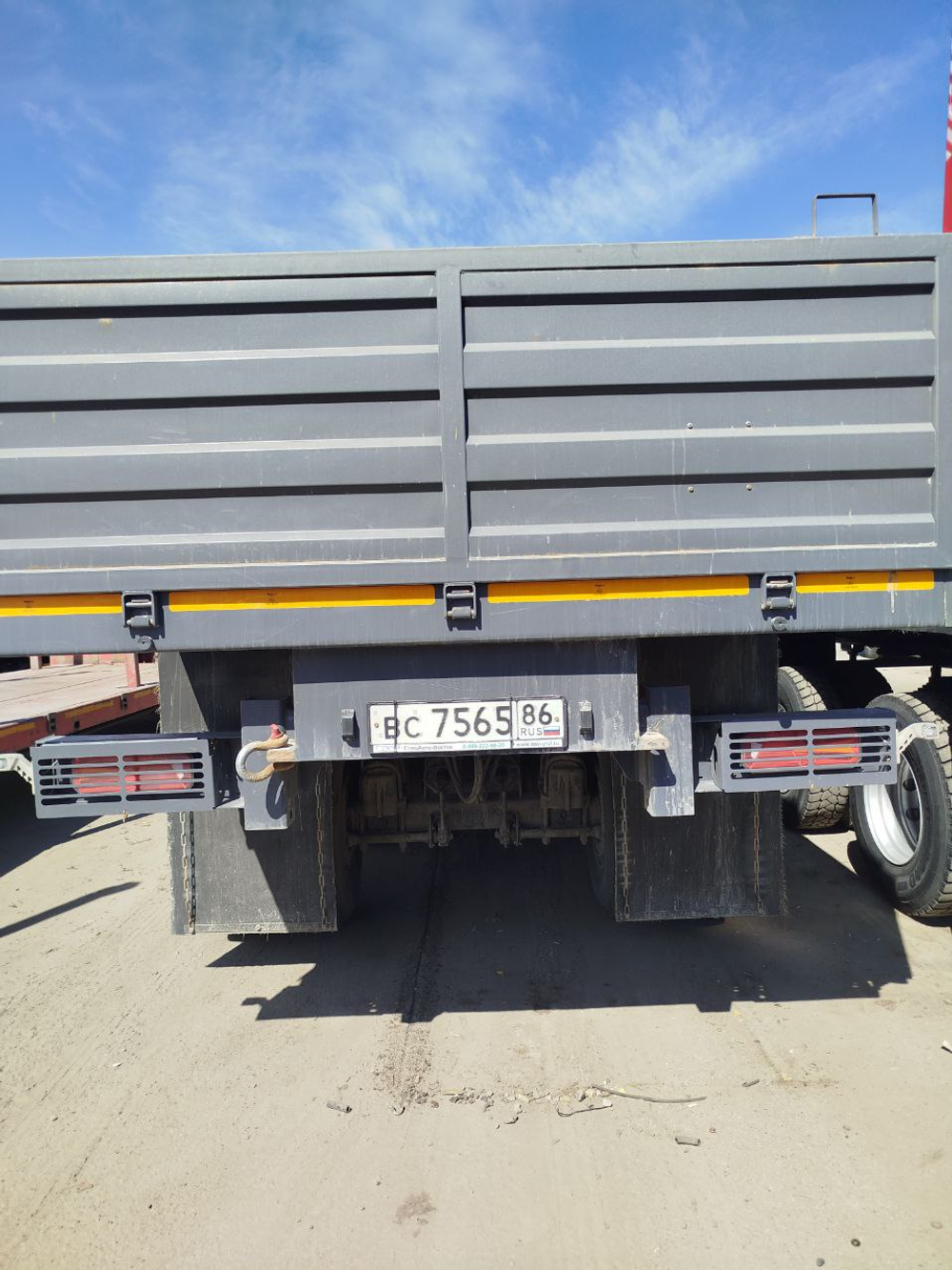 САВ (СпецАвто-Восток) 9318* Полуприцеп тяжеловоз 2 оси 931822-0000090-E30 (Не раздвижной)