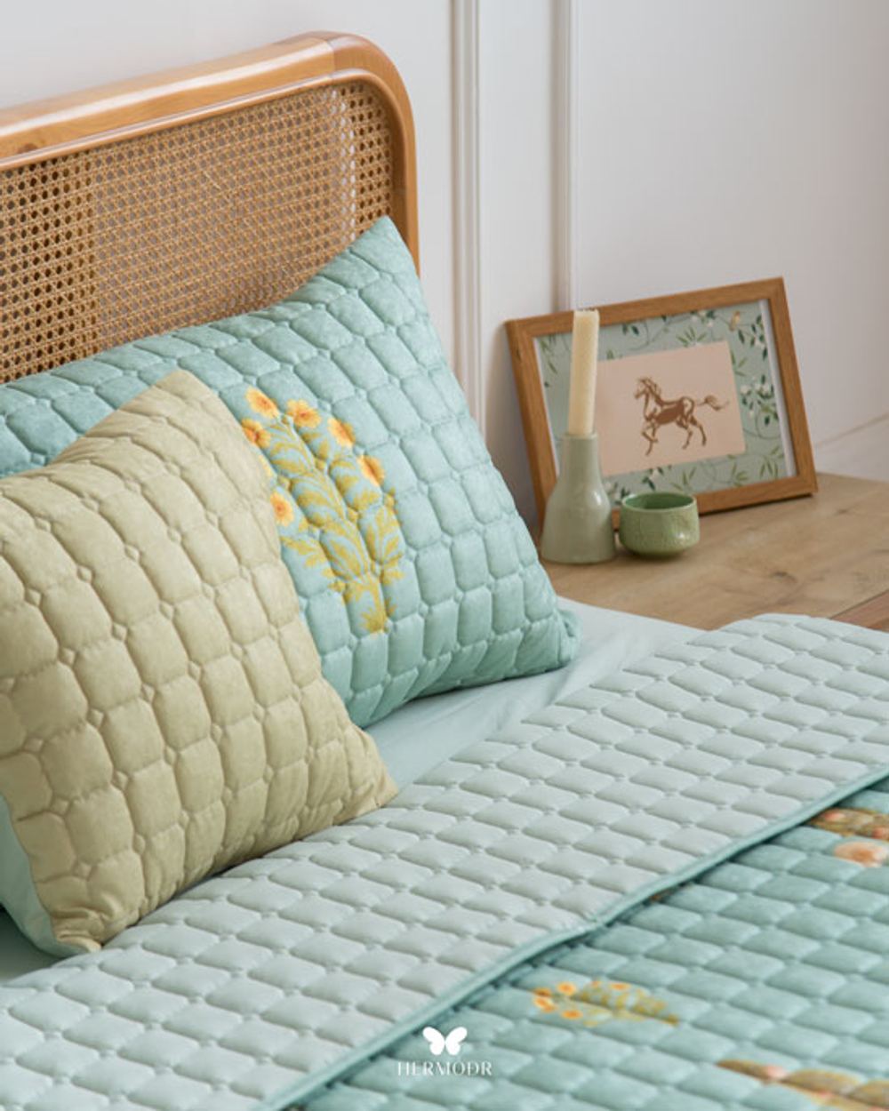 Комплект стеганного покрывала и 3 наволочек Soufiyan Navy Blue Hermodr 130220321 Иран