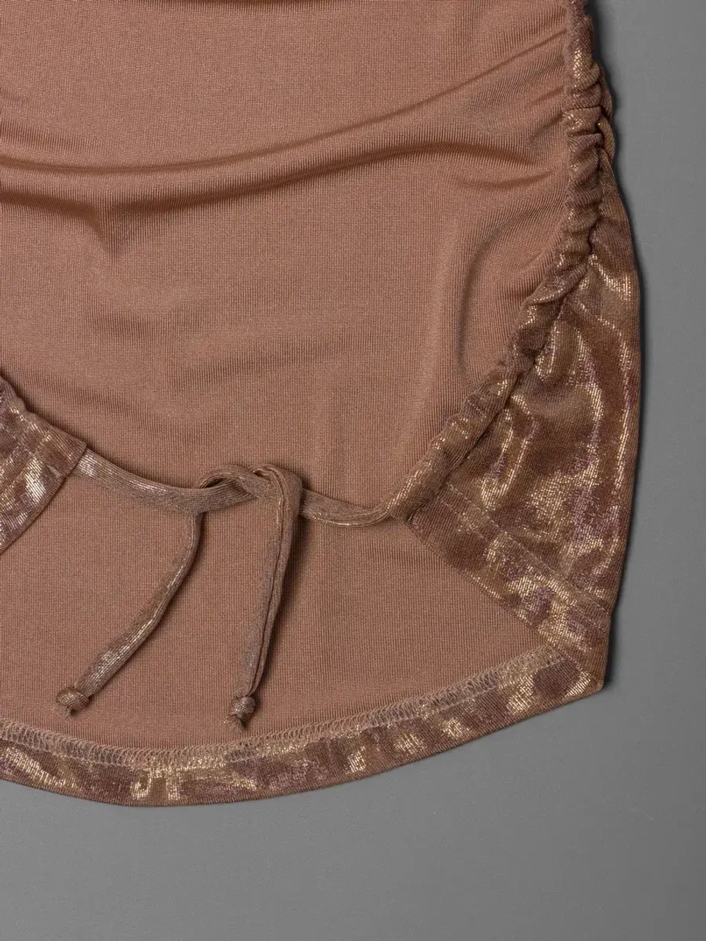 Летний топ для девочки на завязках