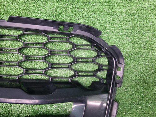 Решетка бампера левая BMW X1 F48 (19-22) M-paket