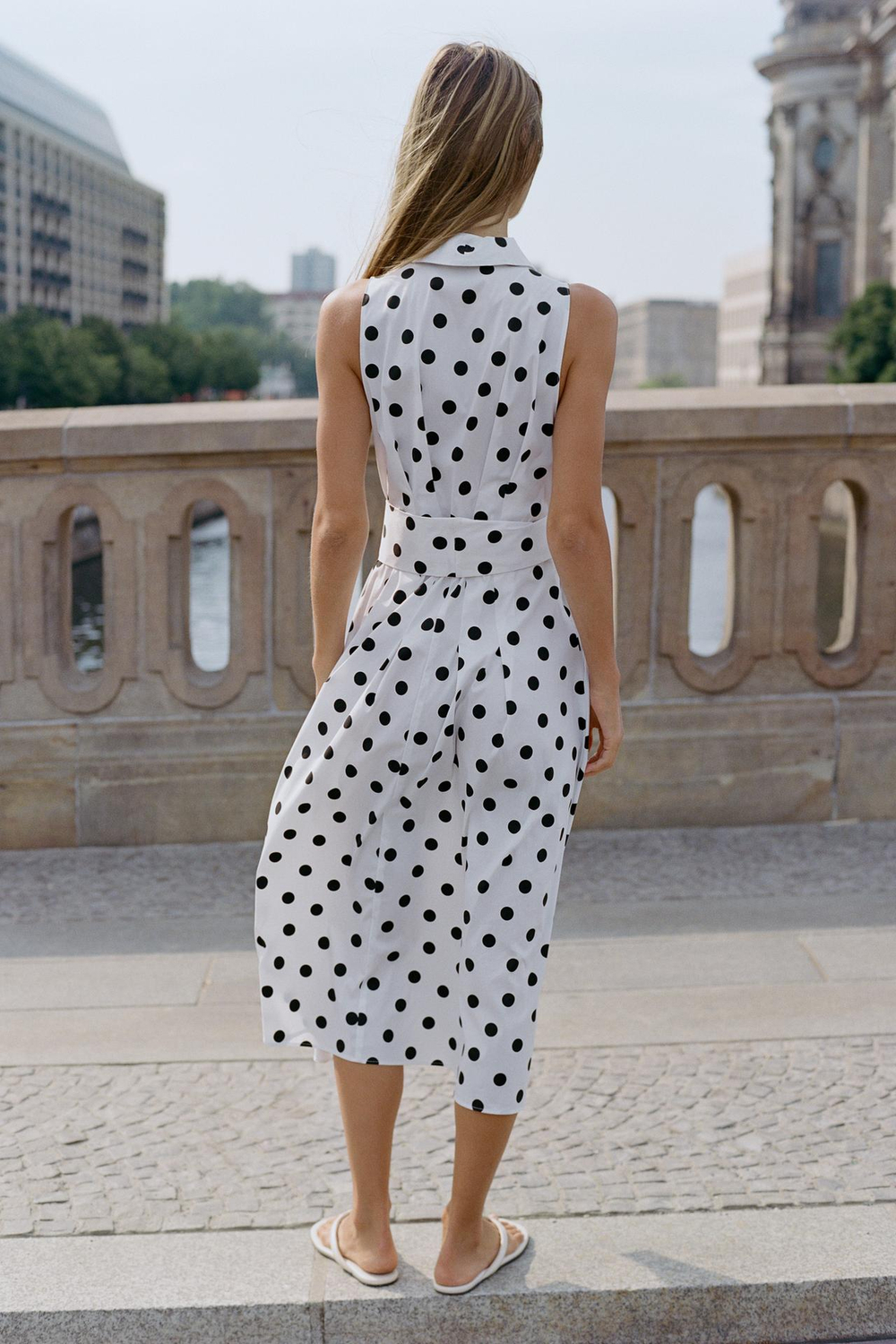 ZARA ПЛАТЬЕ МИДИ ИЗ ПОПЛИНА В ГОРОШЕК, ЧЕРНЫЙ/БЕЛЫЙ