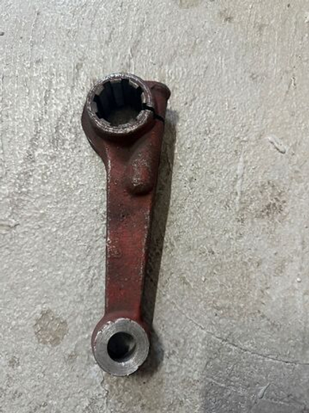 Рычаг левый СШ20.31.110-2