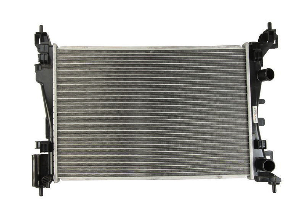 Радиатор охлаждения Opel Corsa D