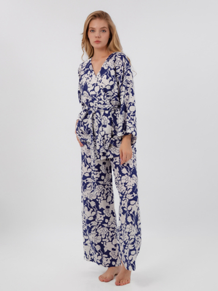 Пижама с брюками и кимано