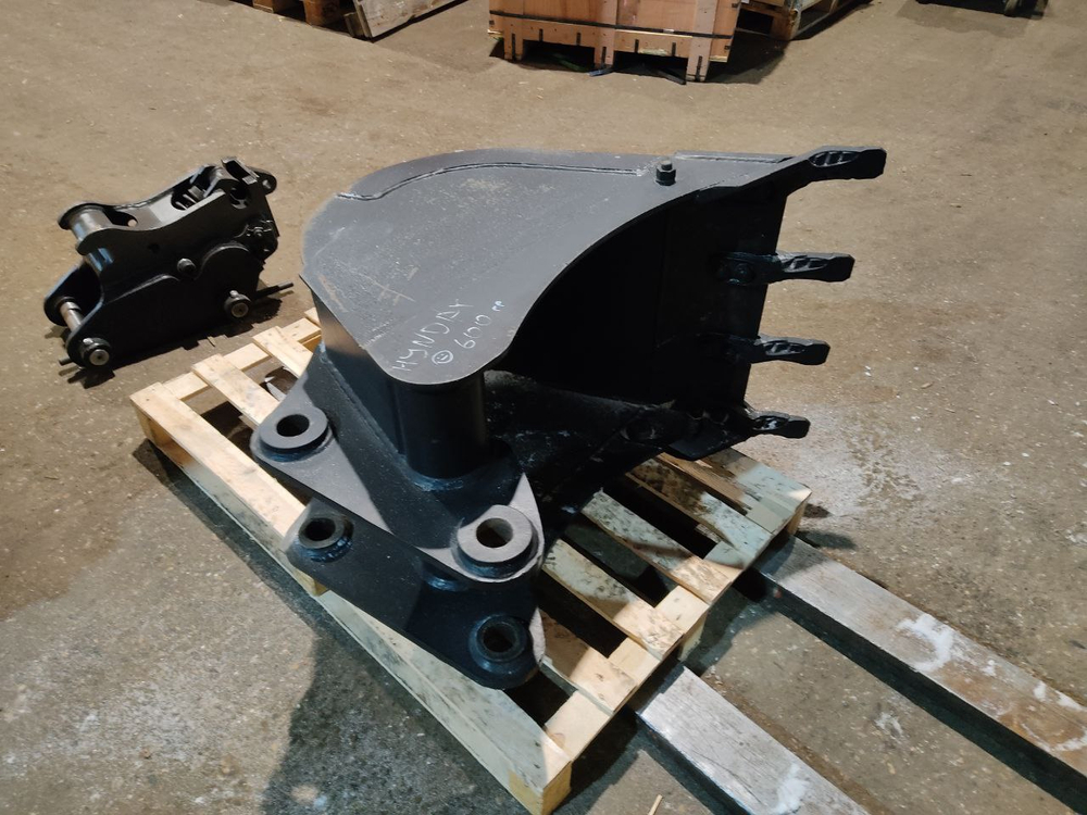 Ковш Hyundai H940S 600 мм 0,16м3 61U4-81000