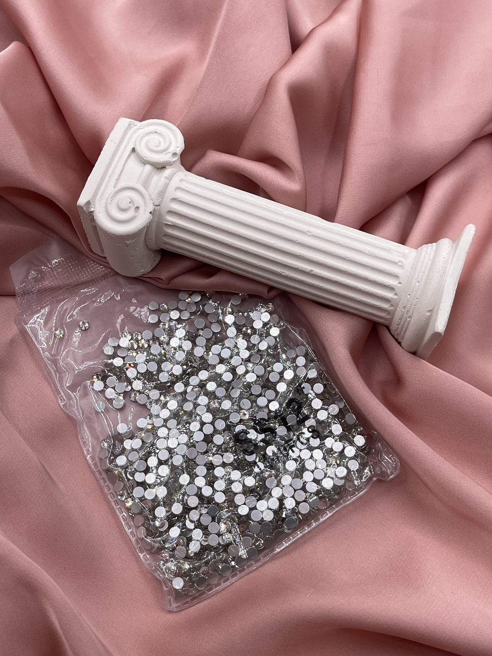 Стразы клеевые серебро холодная фиксация