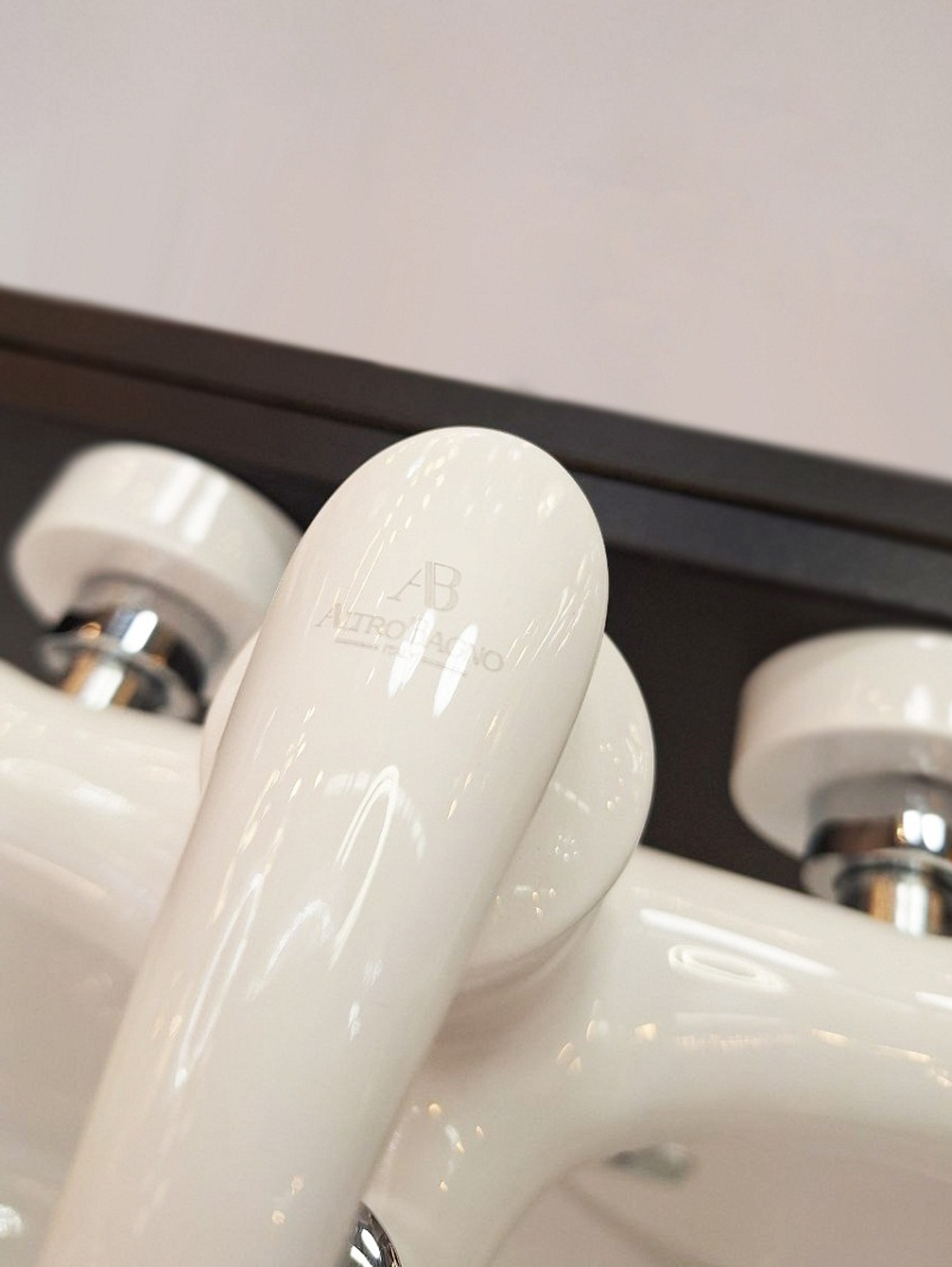 Смеситель для ванны с душем AltroBagno Beatrice 0206 Bi