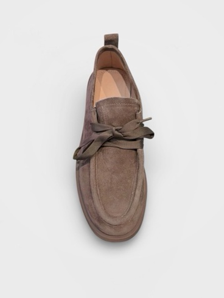 Лоферы на шнуровке