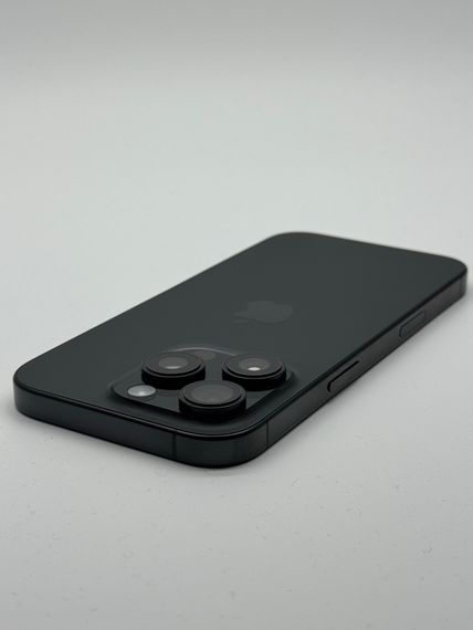 iPhone 16 Pro 256Gb Black Titanium