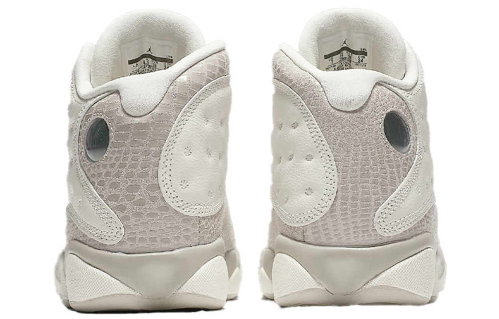 Кроссовки Jordan Air Jordan 13 Phantom (Женская размерная сетка)