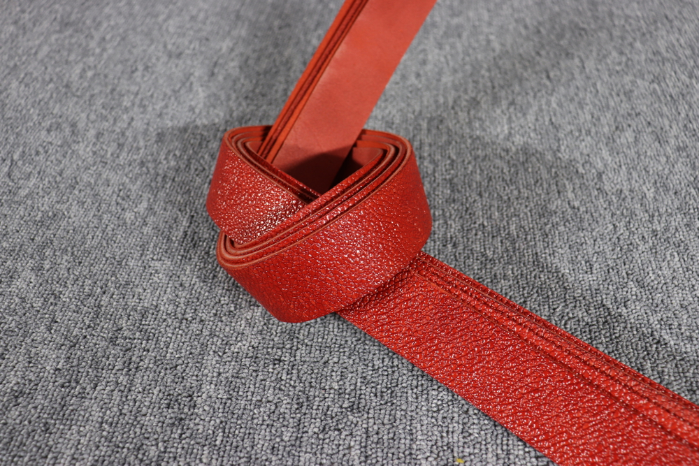 Ременная заготовка Красная с лицевой отделкой + Алмаз