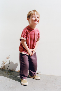 ZARA ФУТБОЛКА В ПОЛОСКУ, ТЕМНАЯ ФУКСИЯ