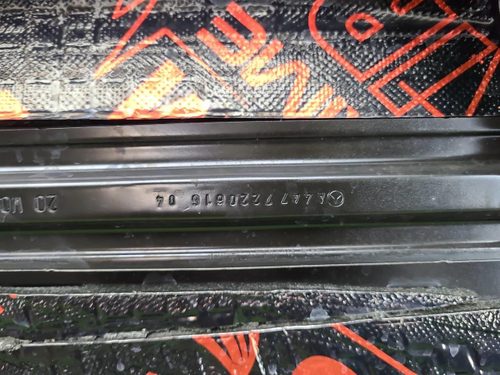 Дверь передняя левая Mercedes V w447 (2014-н.в.)