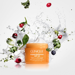 Clinique Superdefense SPF 25 Fatigue + 1st Signs Of Age Multi-Correcting Cream - крем против первых признаков старения для сухой и комбинированной кожи /  SPF 25 30  ml  / GTIN 20714904418