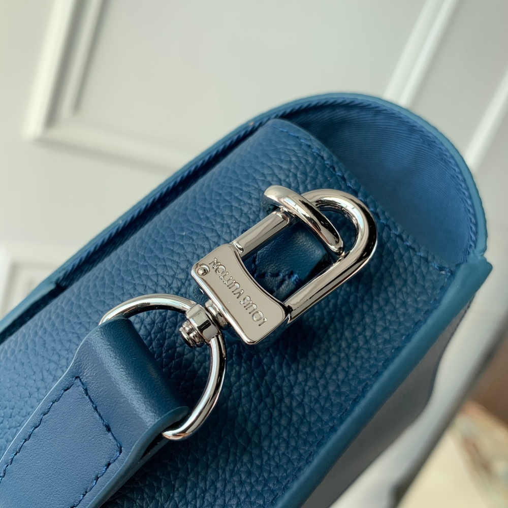 Louis Vuitton Fastline Wearable Wallet