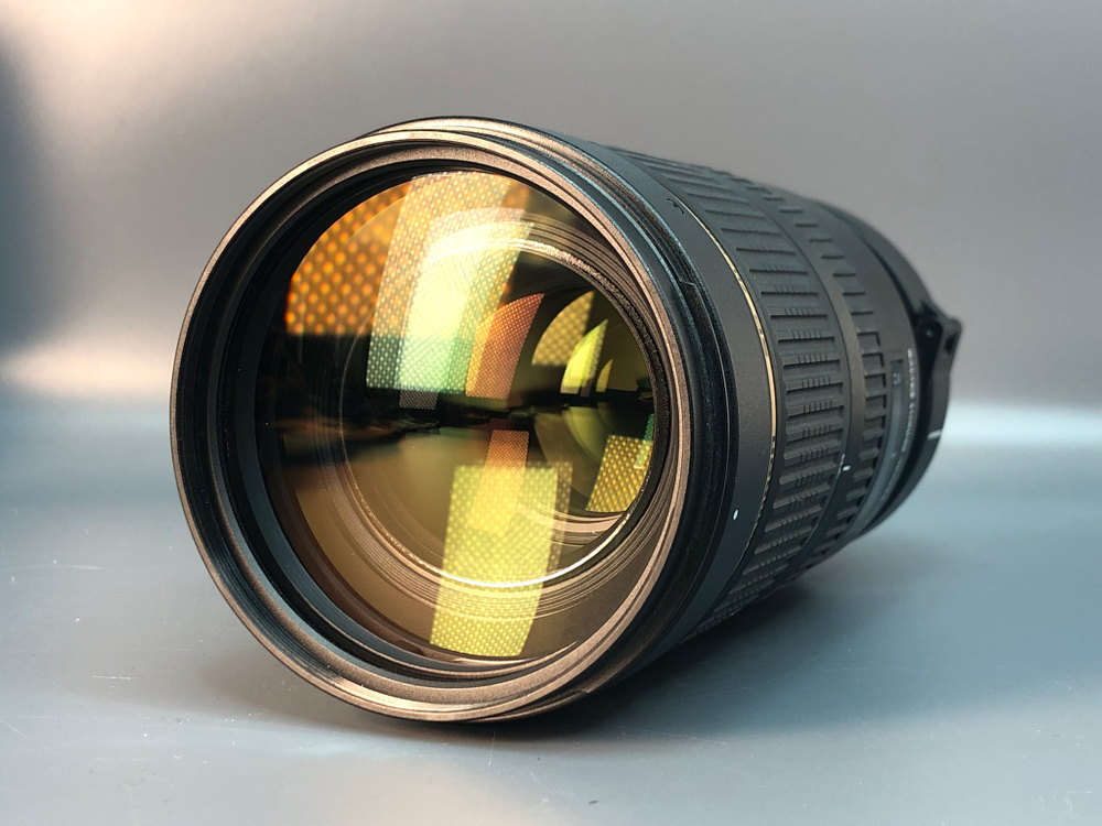 Tamron SP AF 70-200mm f/2,8 Di VC USD Nikon F, присутствуют небольшие царапины