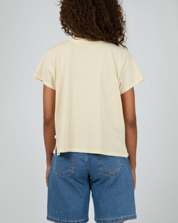 Футболка женская LEVI'S GRAPHIC BOXY TSHIRT