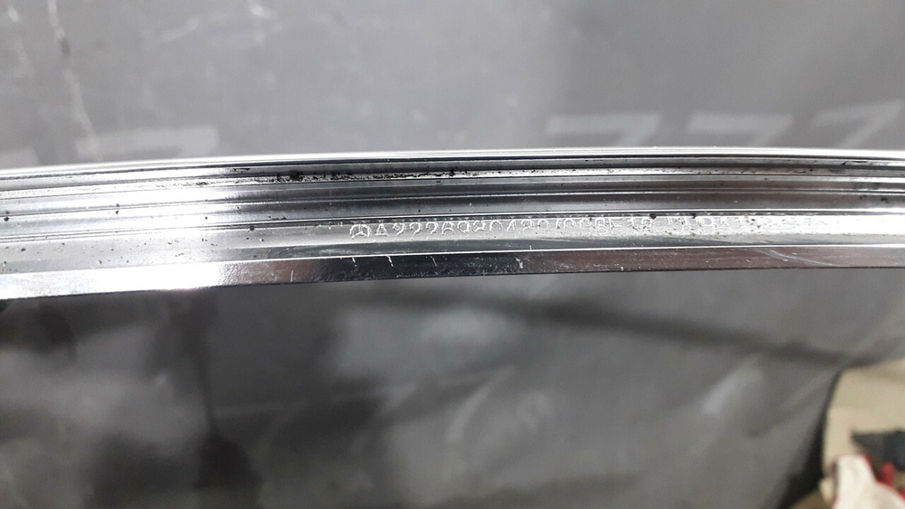 Молдинг двери задней левой Mercedes S (W222) 13-20 Б/У Оригинал A2226980480