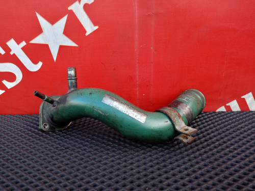 Патрубок системы охлаждения