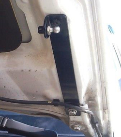 Упор (амортизатор) капота для Mitsubishi Pajero Sport 2/L200 (2006-2016) Autoinnovation.02-06