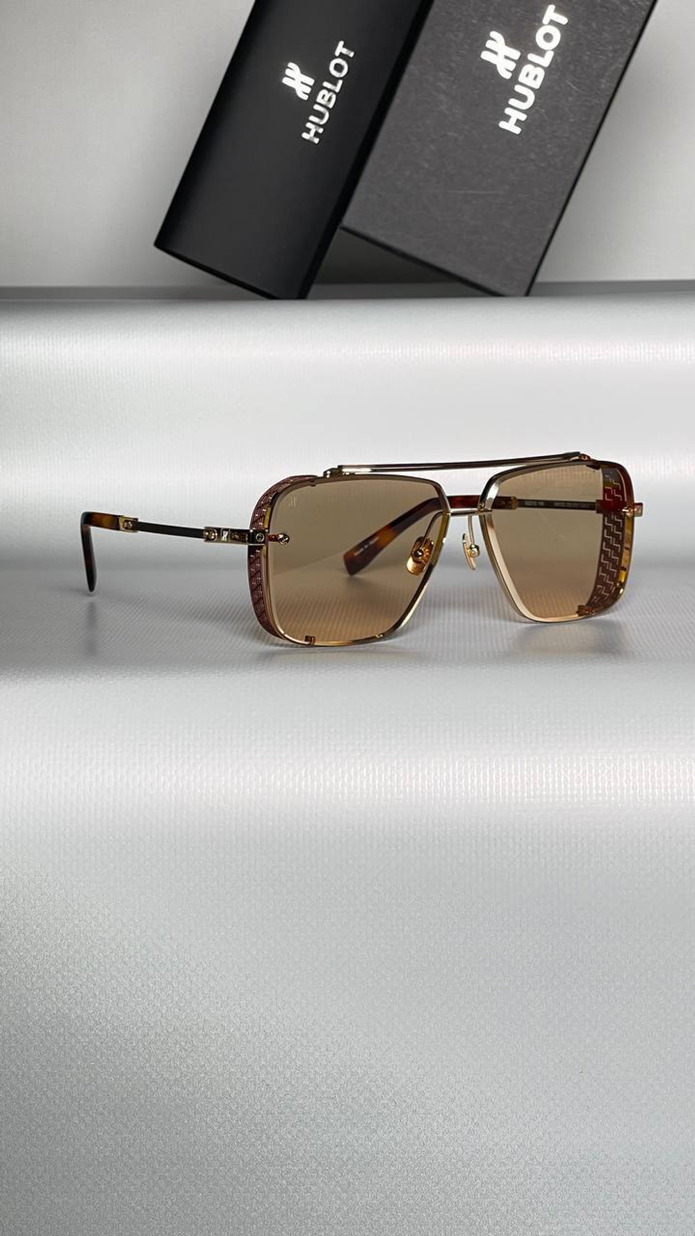 Солнцезащитные очки Hublot