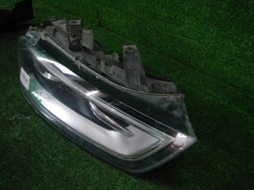 Фара правая Audi Q3 1 8U (2011-2014) ксенон